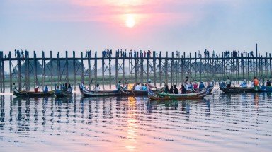 Đi Mandalay ngắm hoàng hôn ở cầu U Bein