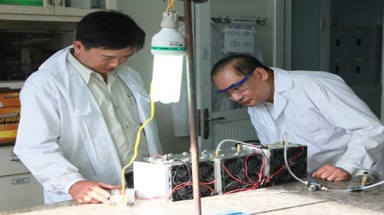  Máy phát điện chạy bằng nước