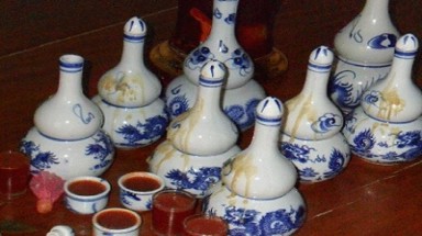   Đổ xô tìm mua 'thần dược' dưới huyệt mộ gái trinh