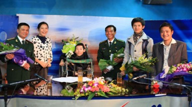  Người hùng và đời thường
