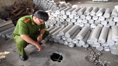  Sát thủ “môi trường” đeo mặt nạ
