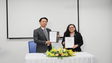  Hợp tác hành động ứng phó với biến đổi khí hậu và thúc đẩy phát triển năng lượng bền vững