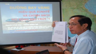  Kiến nghị dừng dự án "đường bay vàng" do Tiến sĩ Trần Đình Bá đề xuất