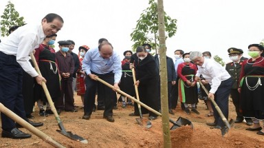  Vì màu xanh quốc kế dân sinh