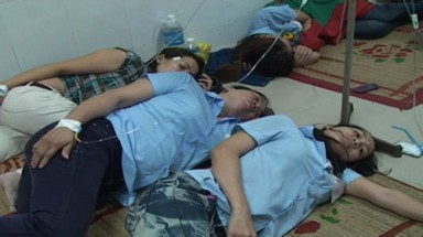   Đồng Nai: 60 công nhân nhập viện vì ngộ độc thực phẩm,