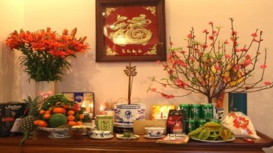  Dọn dẹp bàn thờ gia tiên và những điều cấm kỵ cần biết