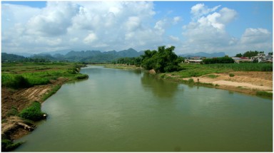  Sông Lô tuy xa mà gần 