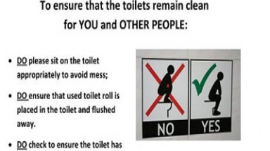  Sinh viên phải học cách đi… vệ sinh