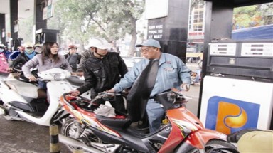  Xăng A83 bị cấm lưu hành