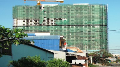 TPHCM: Dân dài cổ chờ giao nhà tại Good House Apartment