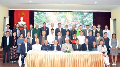  Duy trì và sáng tạo hơn trong hoạt động Bảo tồn Cây Di sản và bảo tồn đa dạng sinh học dãy Trường Sơn