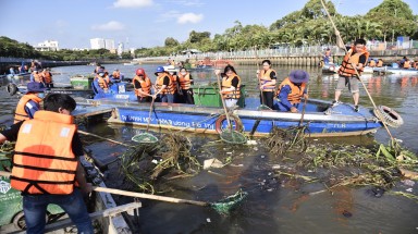  Sôi nổi các hoạt động hưởng ứng kỷ niệm 10 năm chiến dịch Giờ Trái đất Việt Nam 