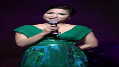  "Diva Tóc ngắn" khóc cùng tình khúc Trịnh Công Sơn
