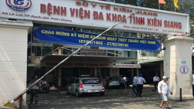  “Đuổi” bệnh nhân về nhà, BS bị đình chỉ công tác