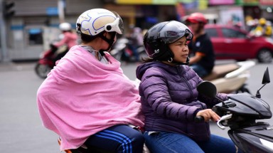  Trưa 27-3 Sài Gòn chói chang tia cực tím, làm gì để tránh ung thư?
