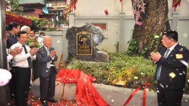 Cây cổ thụ vùng “Tứ trấn Thăng Long” được vinh danh Cây Di sản Việt Nam
