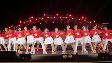  Cuộc thi Flashmob “Sóng tuổi trẻ”- sân chơi mới đầy năng động cho giới trẻ