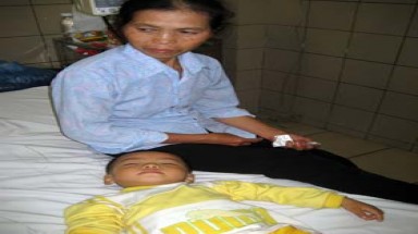  Máu nhiễm chì do uống "thuốc cam"