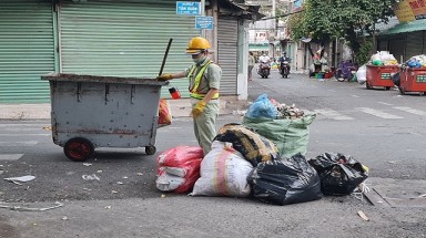 Người văn minh sẽ không coi quy định phân loại rác là điều phiền phức