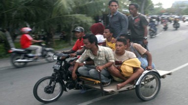  Tại sao động đất tại Indonesia không gây sóng thần?