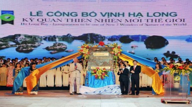  Góp tiền đón nhận "Kỳ quan mới" ở Hạ Long: Người dân không thuận 