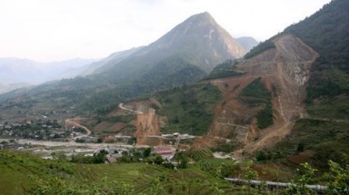  Lào Cai: Cảnh đẹp vấy bẩn, du lịch điêu đứng vì thủy điện 