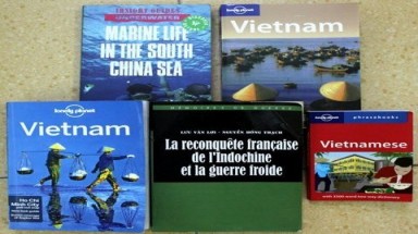  Báo động đỏ sách lậu biến tướng