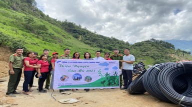  Nhựa Super Trường Phát mang ống nước HDPE về Bản Mù