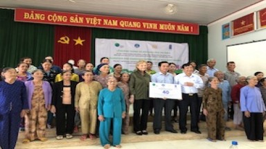  Thêm 40 căn nhà an toàn được khánh thành và bàn giao cho người dân ở Quảng Ngãi 
