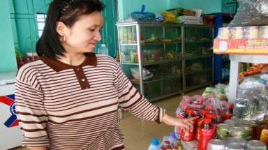  Thu hồi nước uống Dr Thanh bị kết tủa 