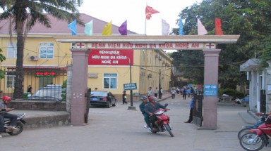  Bán máu kiếm tiền nuôi con