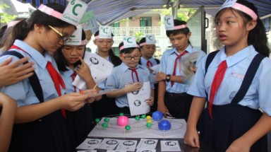  Học sinh hào hứng tiết học với công nghệ 4.0