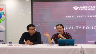 Tại sao lại đánh thuế vào giá xăng để bảo vệ môi trường?