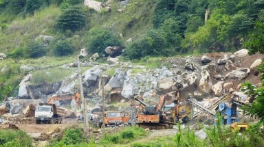  Bán trộm đất trên Núi Bà Đen, Công ty cổ phần Hoa Cương Đất Việt bị phạt hơn 240 triệu đồng