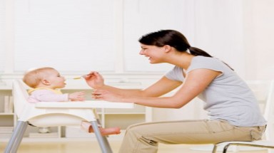  Ép trẻ con ăn dễ gây rối loạn tiêu hóa