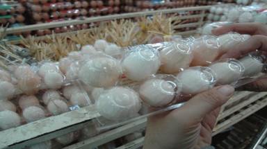  Giật mình trứng gà ác đều là hàng giả