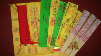  Hà Nội: mua bán “bùa yêu” giữ chồng