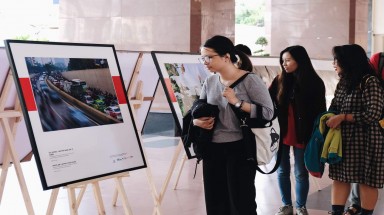 Triển lãm ảnh về ô nhiễm không khí tại các trường đại học của TP.HCM