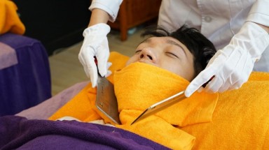  Người thích massage bằng dao có tâm lý không bình thường