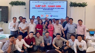  Gặp gỡ giao lưu những người làm báo vì quê hương và cộng đồng Người Bình Định