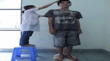  Chàng trai cao 2,03m ở Đồng Nai