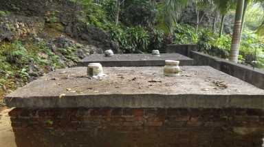  Đại gia xây mộ chờ ướp xác mình