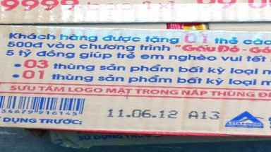 Tặng mì gói hết hạn cho bệnh nhi ung thư