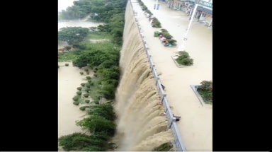  Lũ nhấn chìm miền nam Trung Quốc, chuyên gia lo vỡ đập Tam Hiệp
