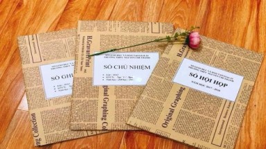  Bảo vệ môi trường sao còn để học sinh bọc vở bằng bìa nilon?