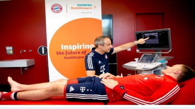  Siemens Healthineers là đối tác về giải pháp y tế chính thức của Câu lạc bộ Bóng đá FC Bayern Munich