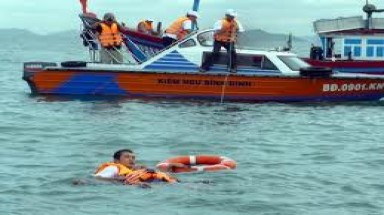  Diễn tập cứu hộ, cứu nạn trên biển tại Quảng NInh