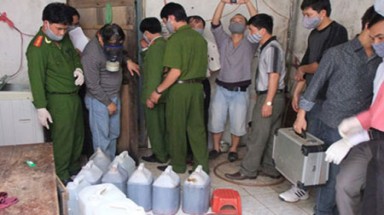  Hóa chất nhập lậu: Chặn không xuể