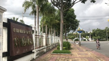 Bắt ba đội trưởng thuộc Sở Tài nguyên môi trường Bạc Liêu