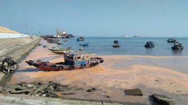  Quảng Bình: Việc đổ 2,5 triệu m3 đất, cát thải xuống vùng biển Hòn La phải được tính toán kỹ